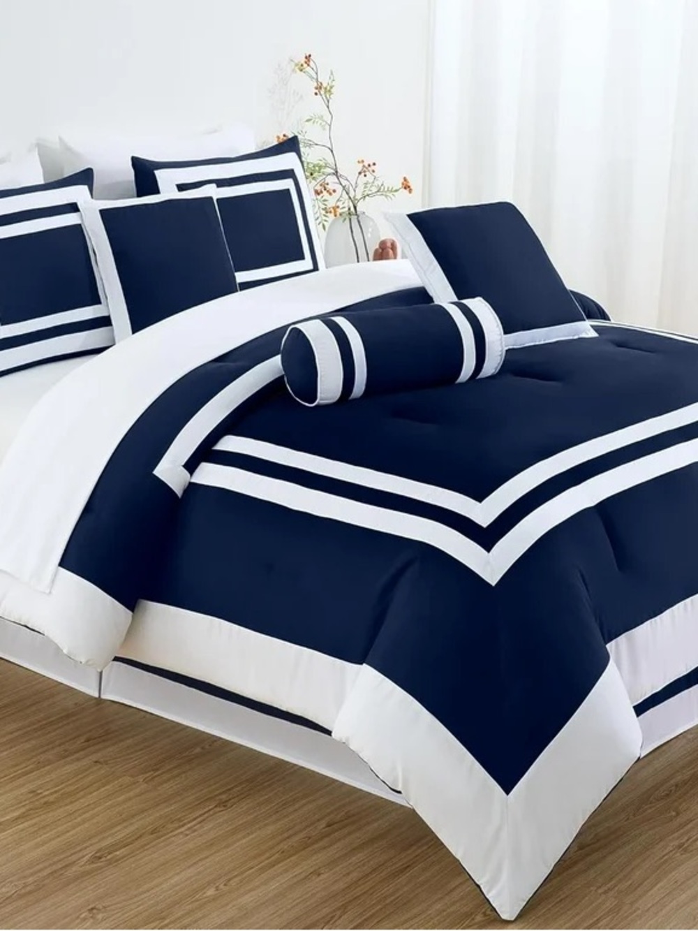 Navy & White Geometric Border Queen 3 piece Comforter Set - Picture 3 of 6